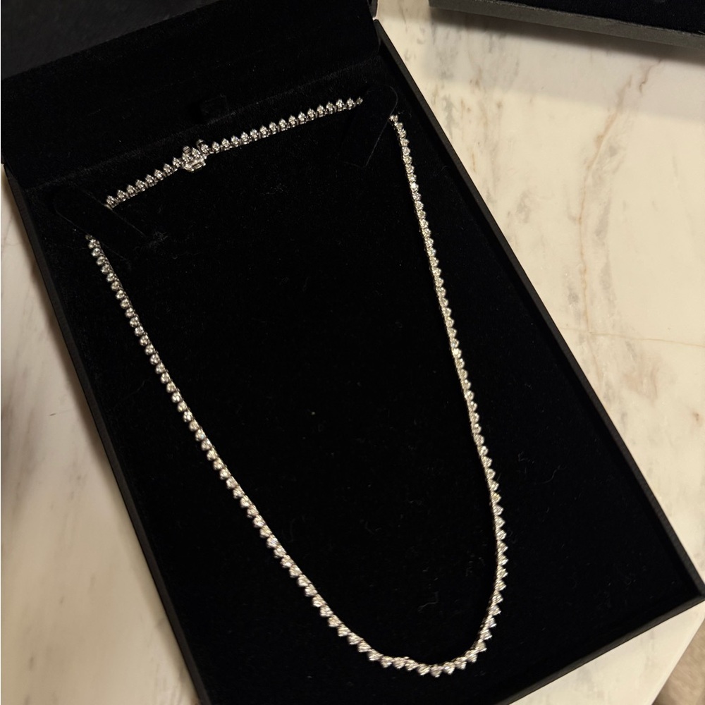 Natural Diamond 5 cwt 14k white gold tennis necklace